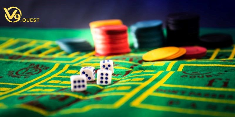 Luật chơi xí ngầu V9bet – Quy tắc cá cược ăn thưởng sòng phẳng 1 Vì sao người chơi dễ mất tiền khi chưa nắm rõ luật chơi xí ngầu?